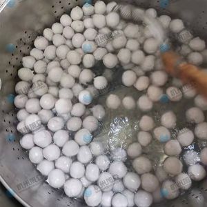 多功能全自動(dòng)包心肉丸機(jī)客戶反饋不錯(cuò)！