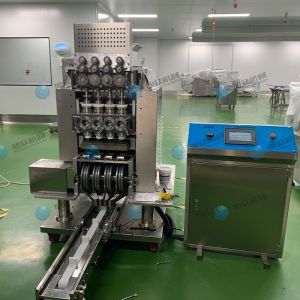 全自動(dòng) 多功能多頭型湯圓成型排盤機(jī)客戶使用現(xiàn)場(chǎng)！